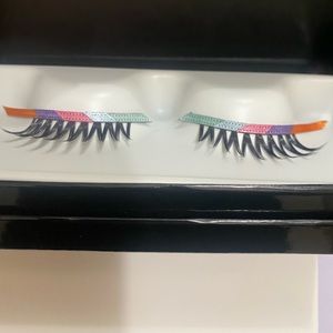 New eyelashes Shu Uemura